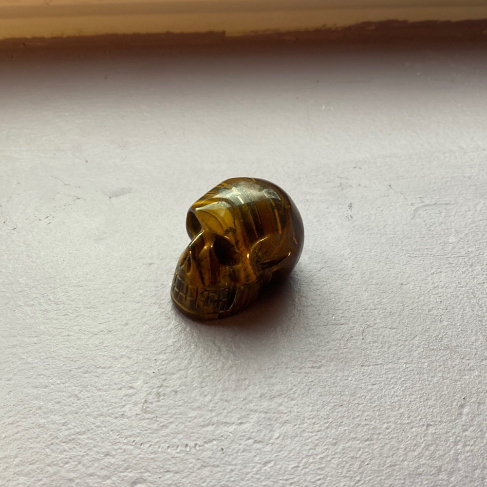 Tiger jasper skull crystal